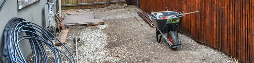 HOW TO SELL A PROPERTY WHEN THE BACKYARD LOOKS LIKE A DUMP